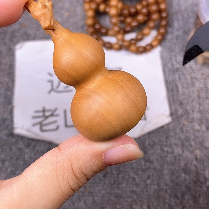 檀香木手串/手链老山檀香雕刻龙头大葫芦
