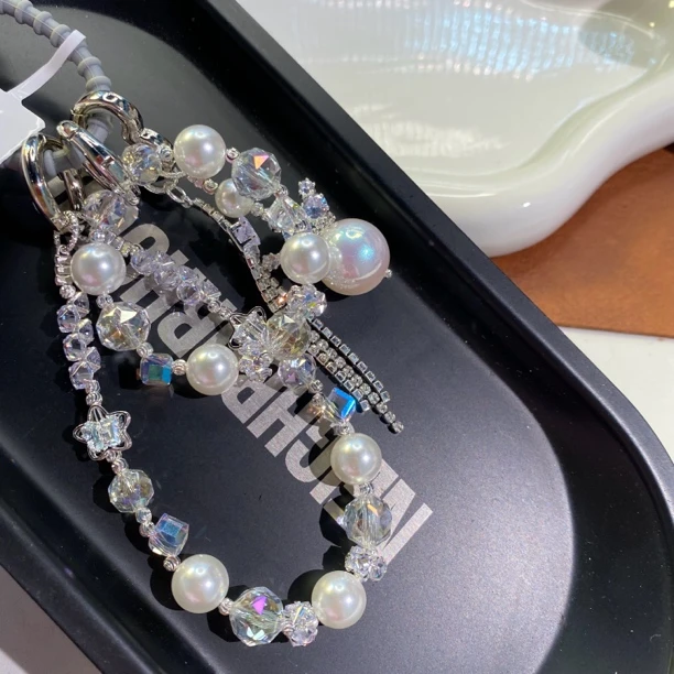 A001白色挂件原创手机链