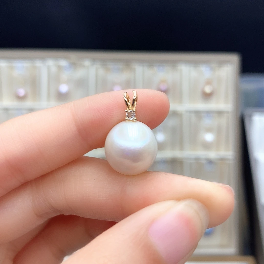 淡水珍珠合金颈饰