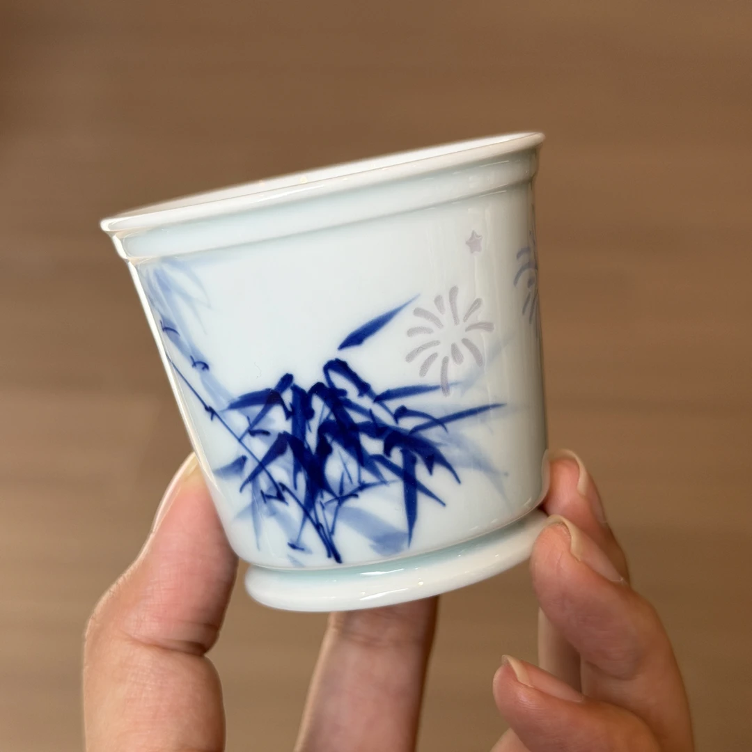 【军盛窑】青花竹纹七彩玲珑主人杯