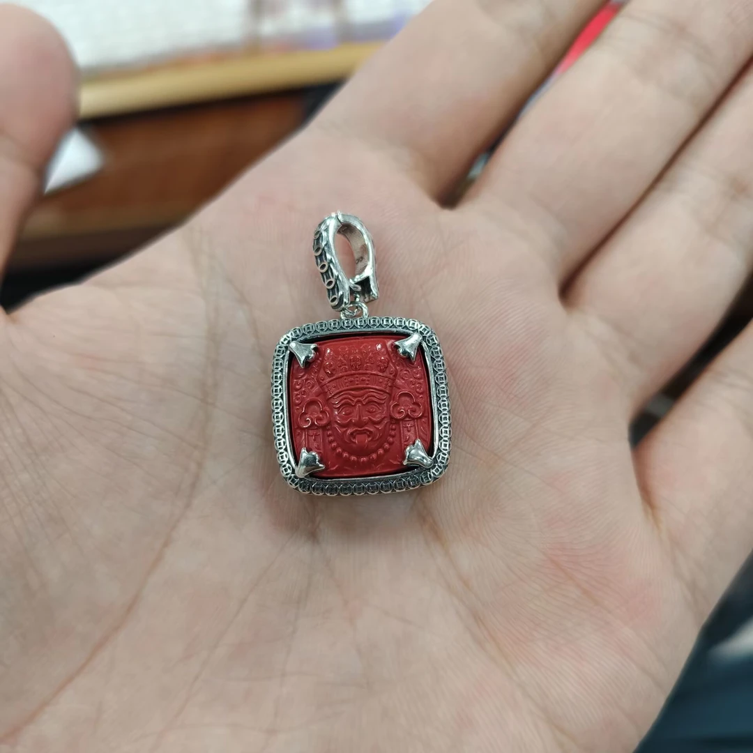 九乐 含辰砂工艺品朱砂扎基四方吊坠(H)