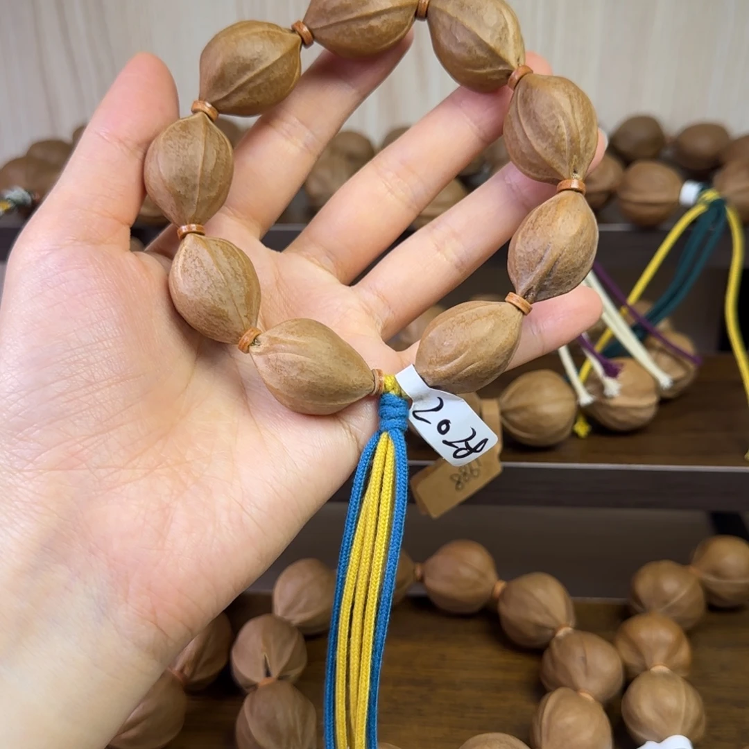 橄榄核手串梅林铁核三花鲨鱼背2028