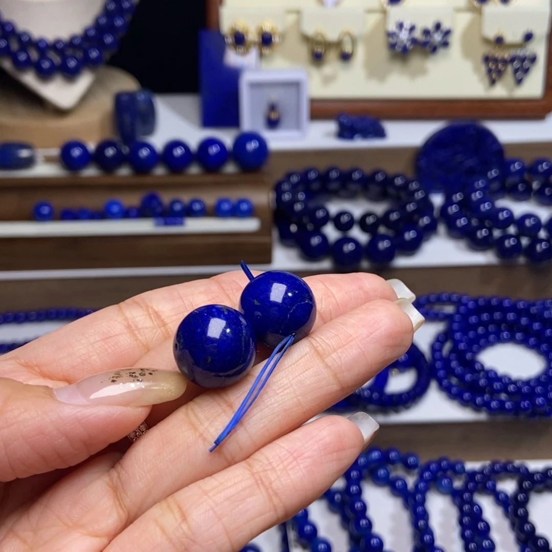 青金石未镶嵌14.6mm+对珠 有瑕（介意勿拍）