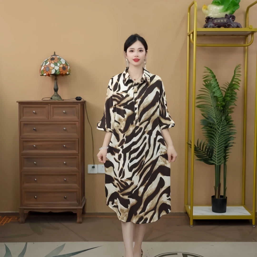 2575  夏季时尚水墨斑马纹印花翻领系带显瘦连衣裙