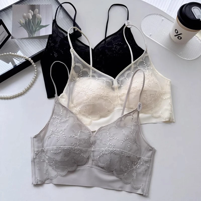 蕾丝美背内搭背心内衣文胸一体女士无痕细肩带大胸显小薄款抹胸