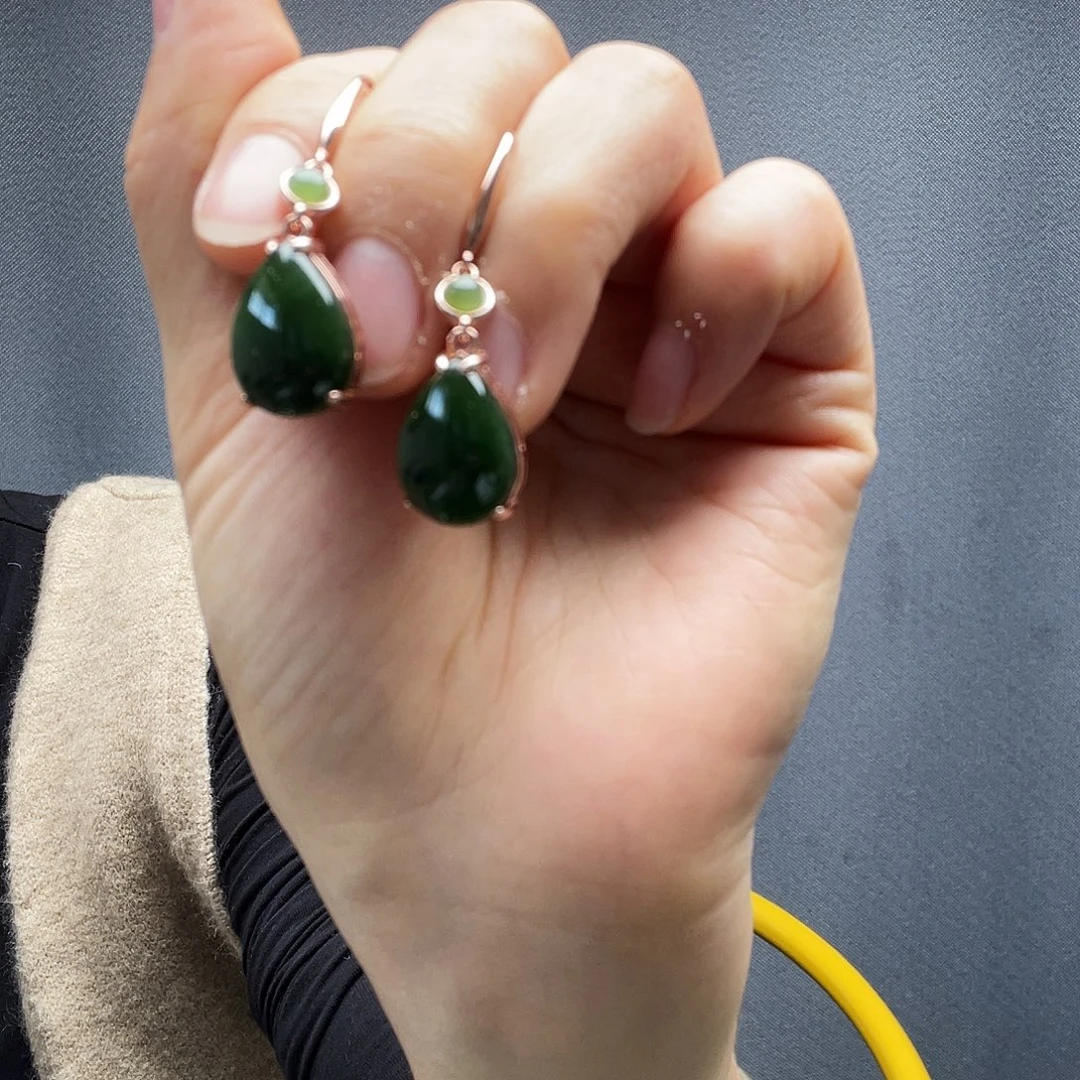 和田玉银S925镶嵌耳饰