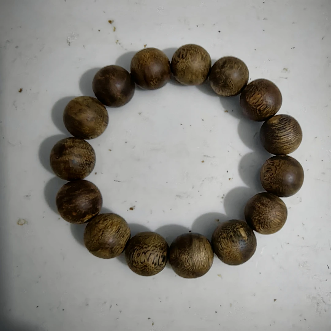 海南莺歌绿棋南沉香单圈手串多样性发货，定制款