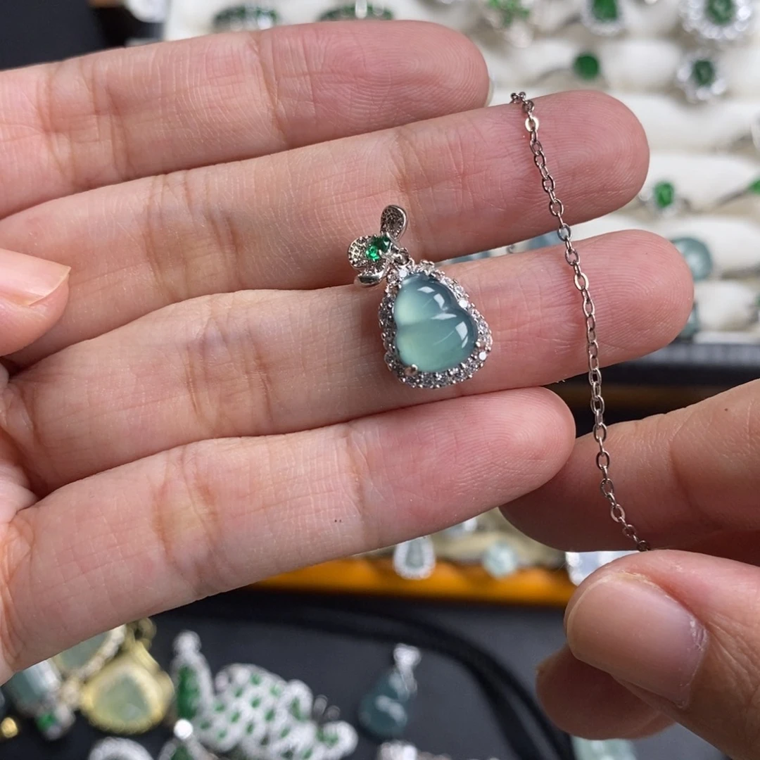 未镶嵌挂件翡翠翡翠