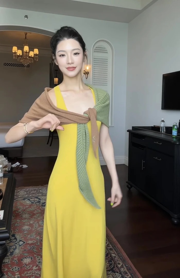 纯欲风性感气质修身U领背心连衣裙女中长裙高级感撞色披肩两件套