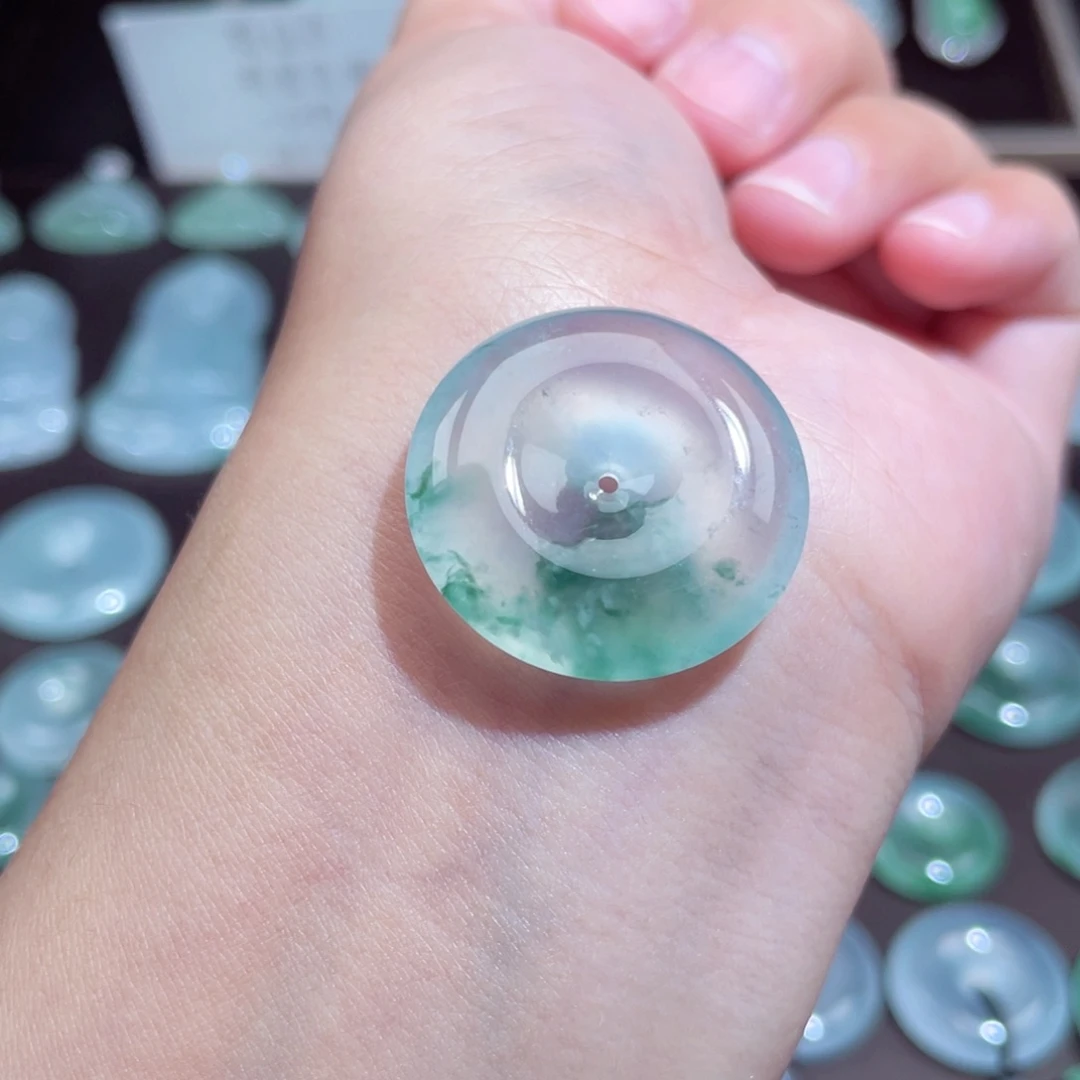 颈饰未镶嵌翡翠扣子