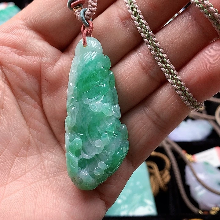 颈饰未镶嵌翡翠翡翠