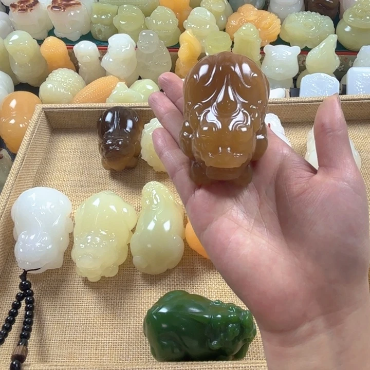 M***n石材昆仑山脉糖料貔貅