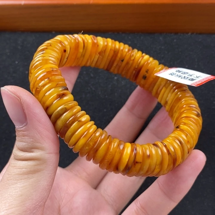 未镶嵌蜜蜡珠宝奇石