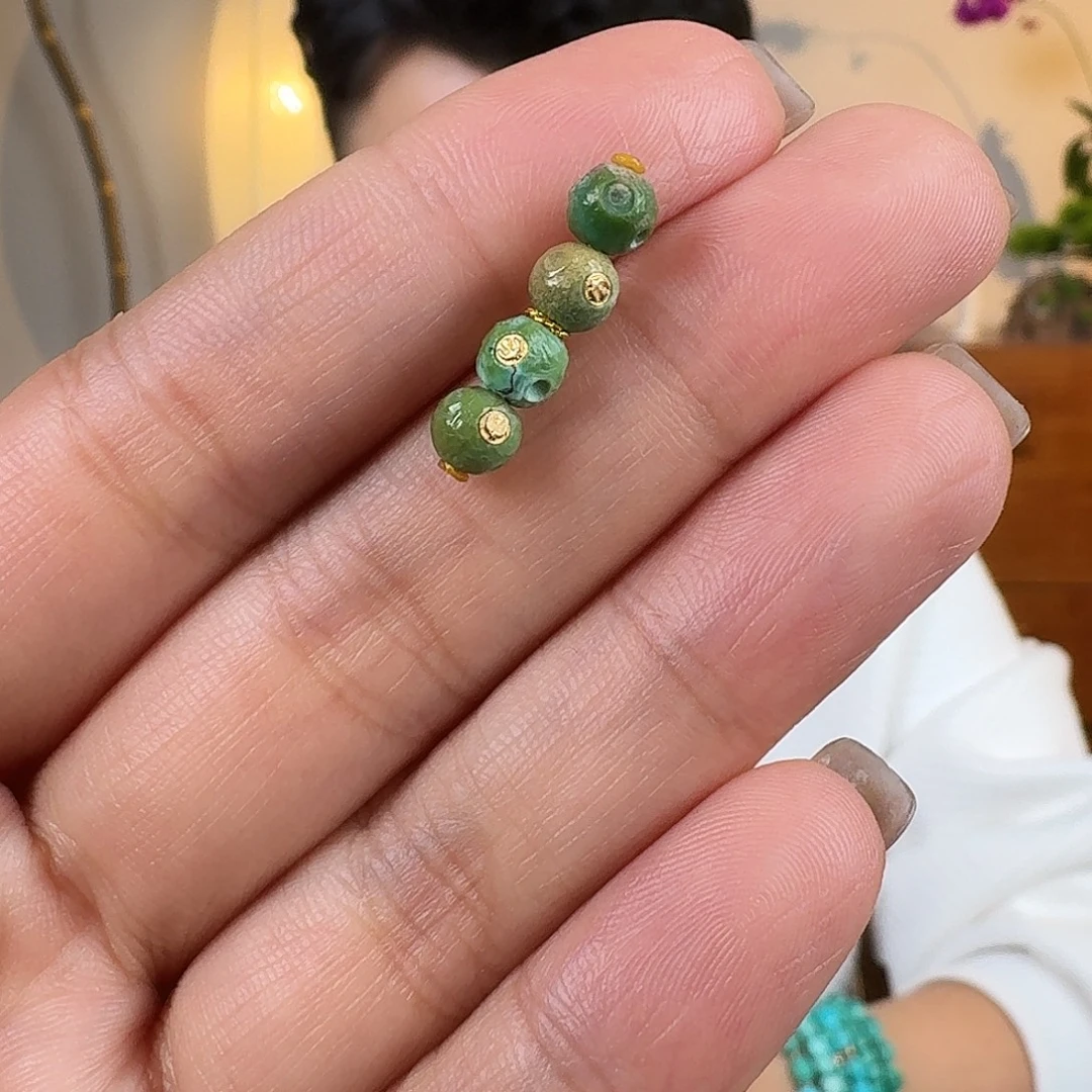 绿松石未镶嵌挂件