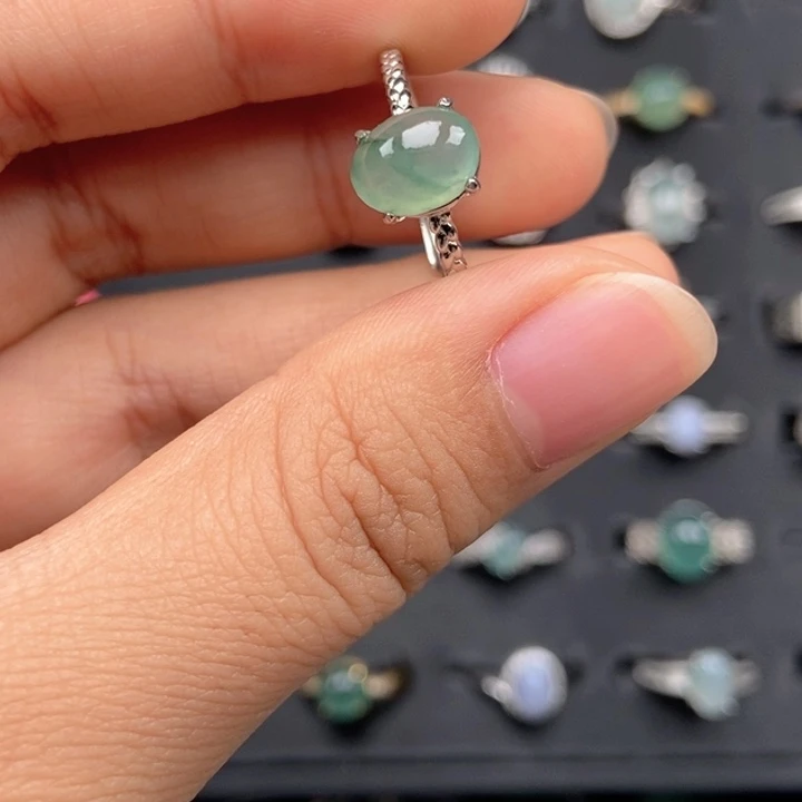 翡翠未镶嵌戒指戒指