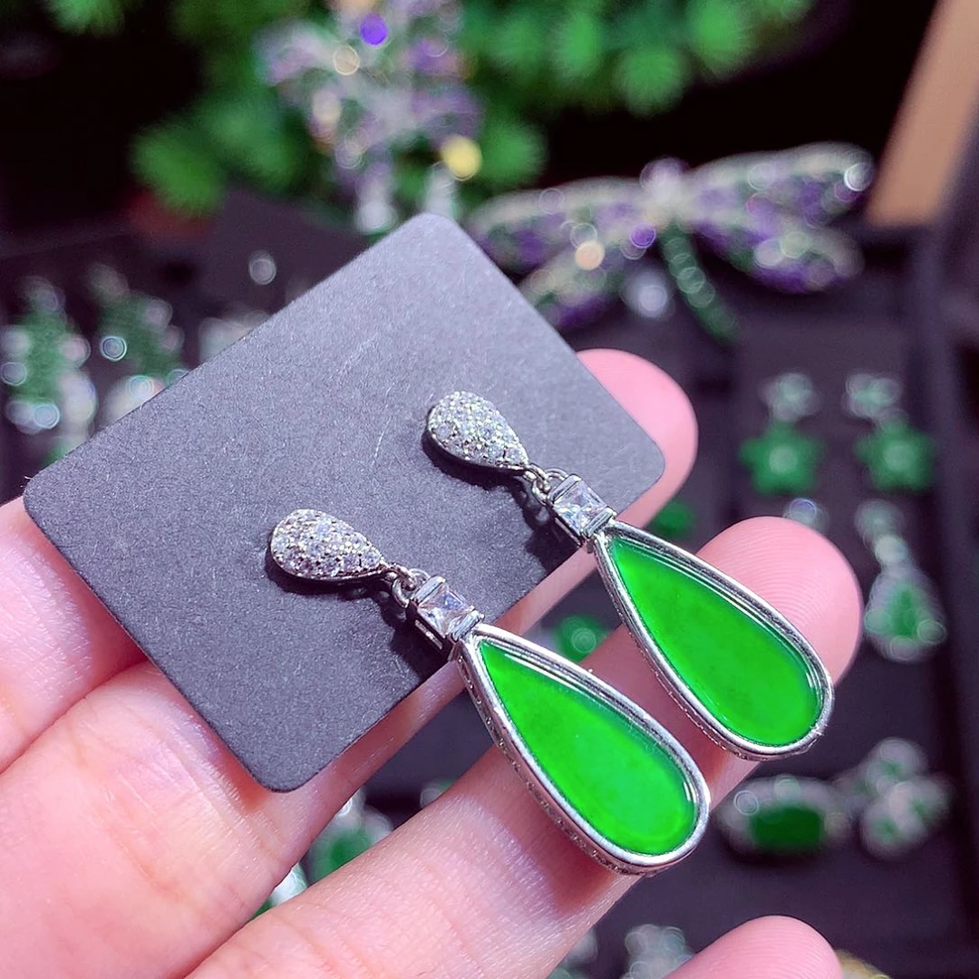 颈饰未镶嵌翡翠天然