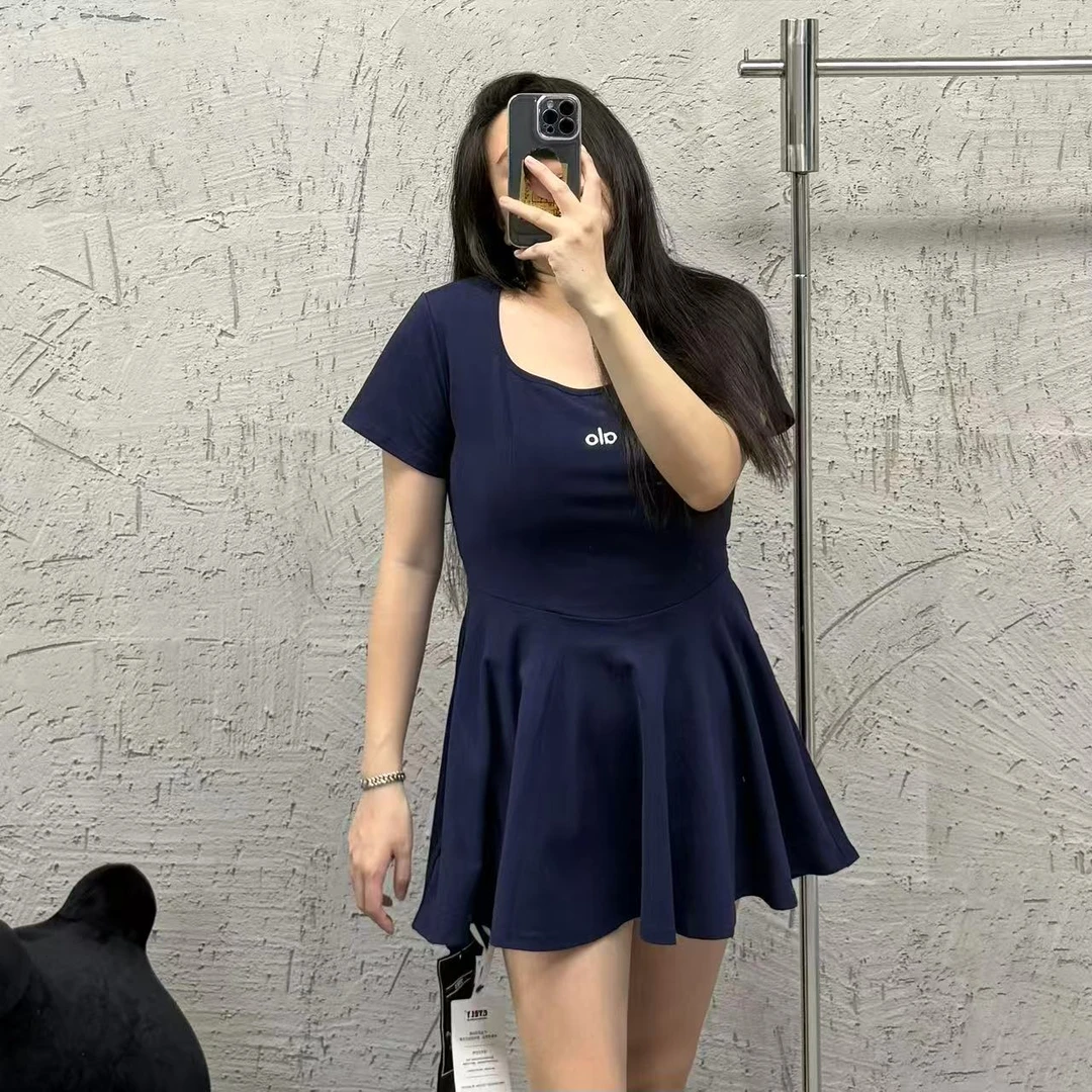 《大韩韩推荐》OL两色健身裙大码女装夏季微胖显瘦穿搭弹力气质瑜伽