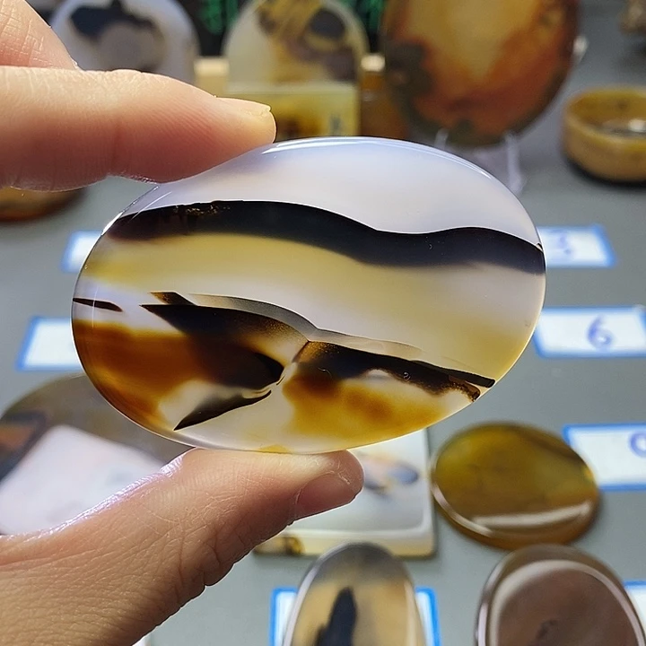 玛瑙/玉髓未镶嵌珠宝半成品41