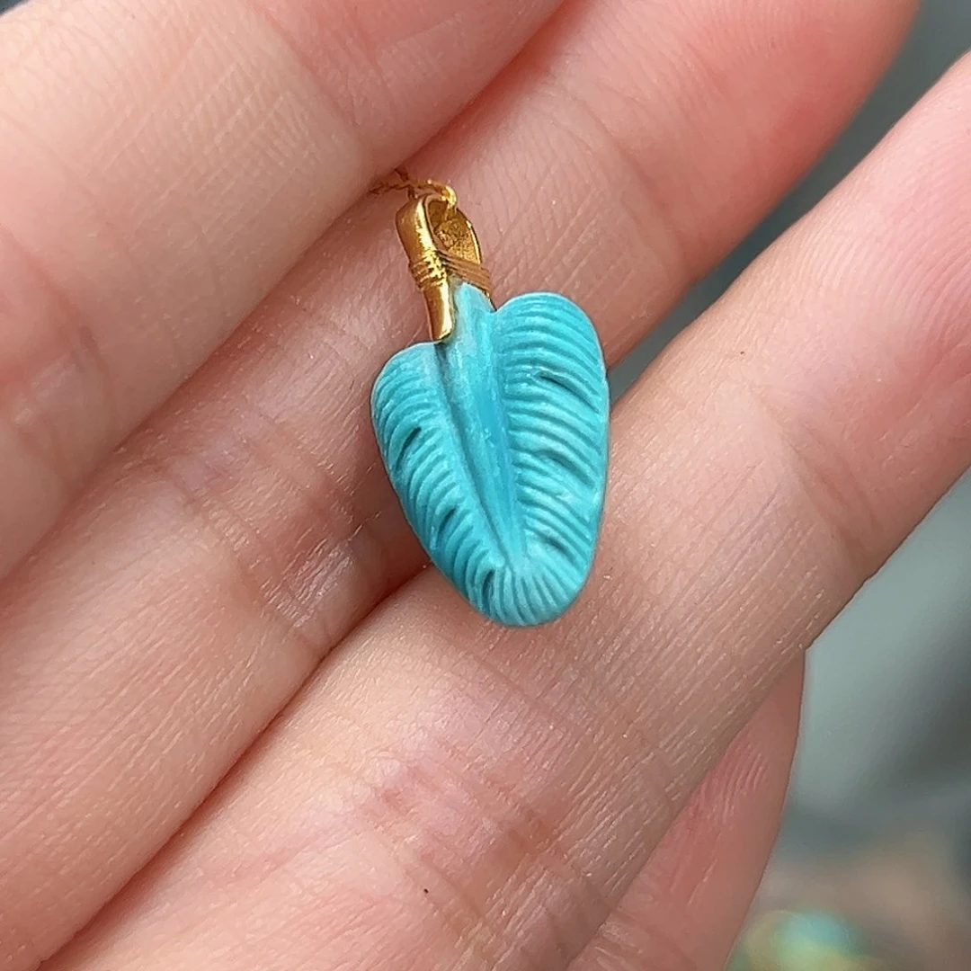 绿松石珠宝奇石18K金镶嵌