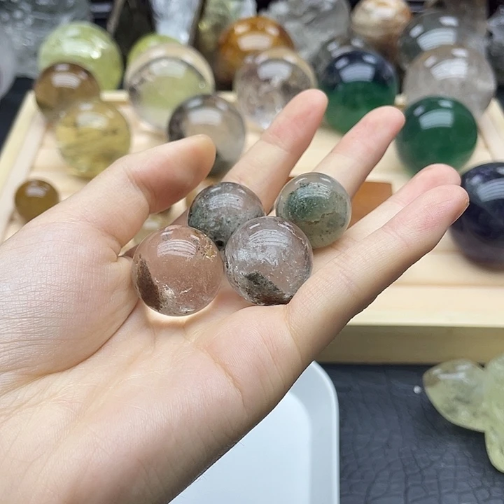 水晶未镶嵌珠宝半成品117水晶石（随机一个）