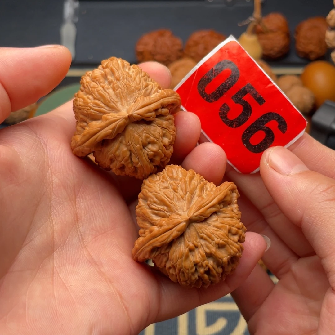 吊坠文玩核桃41全品白狮子056号