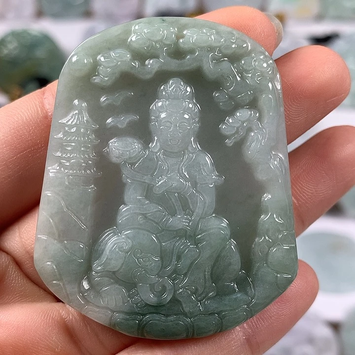 翡翠未镶嵌颈饰普贤福利