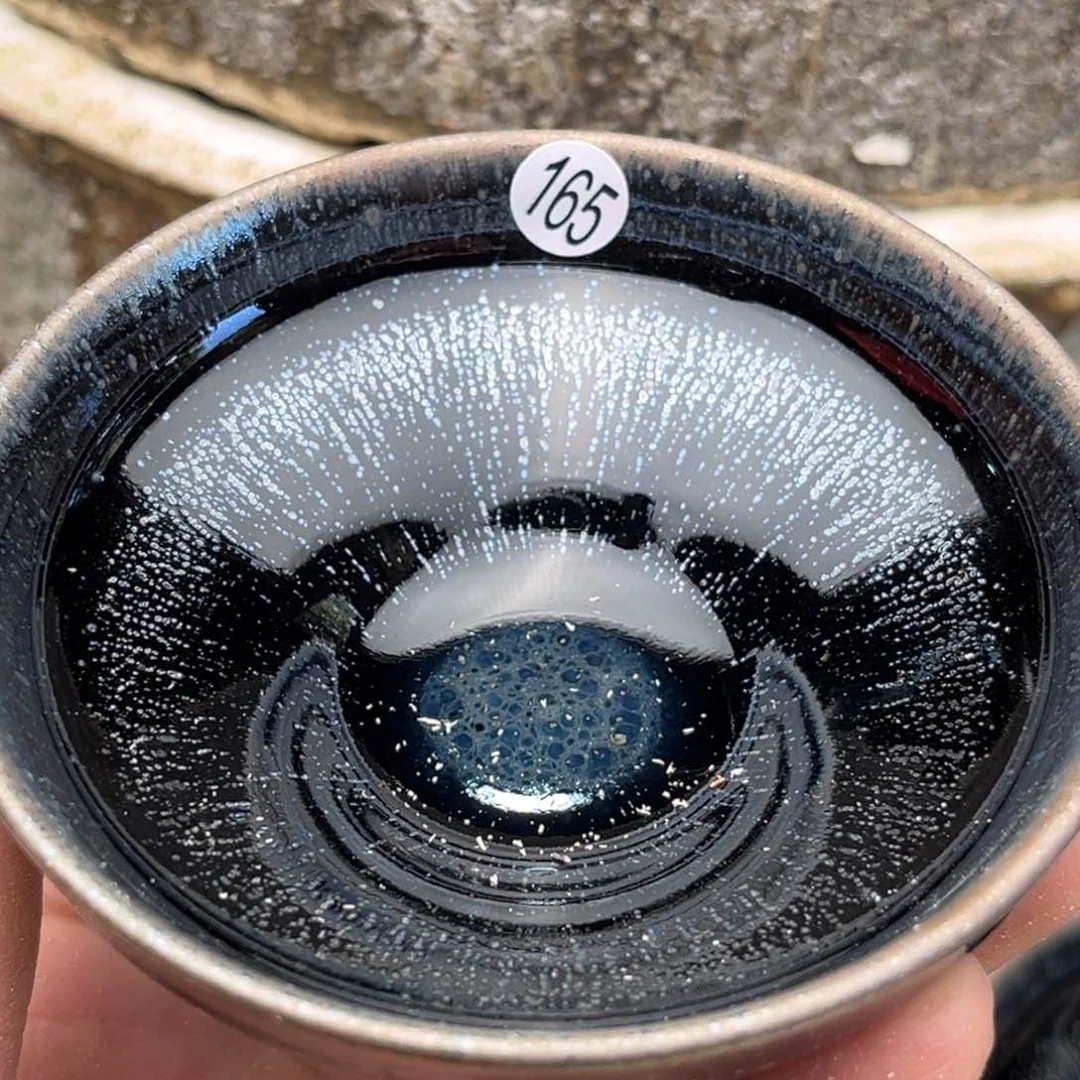 茶盏义兴龙窑坚持真柴烧