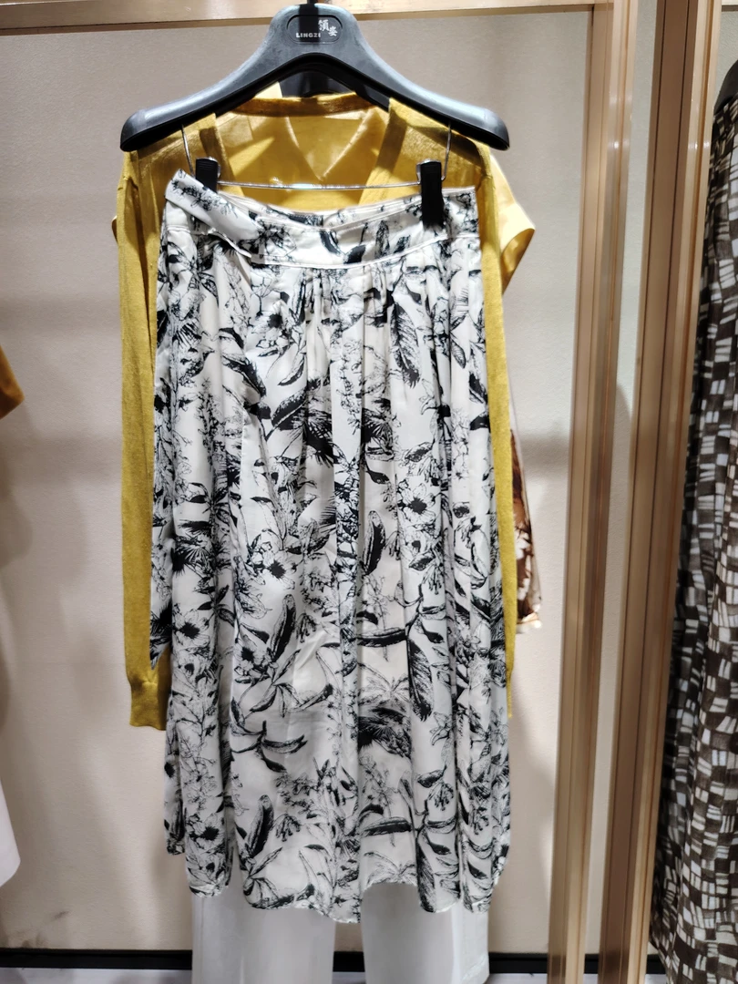 花色半身裙210853