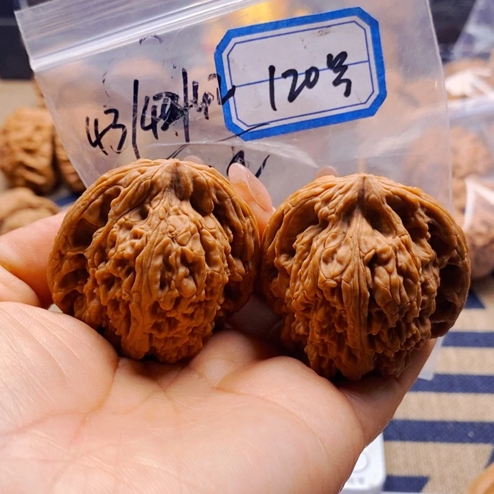 把件文玩核桃南江右