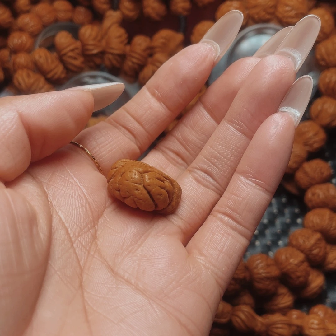 @****吊坠文玩核桃龙纹桃核手串