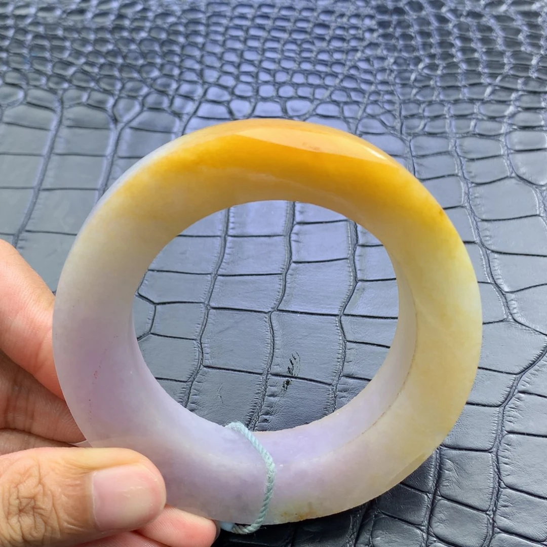 定制翡翠未镶嵌翡翠手镯