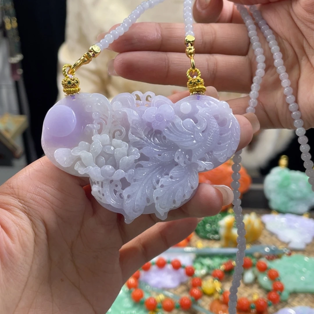 翡翠颈饰未镶嵌代编织