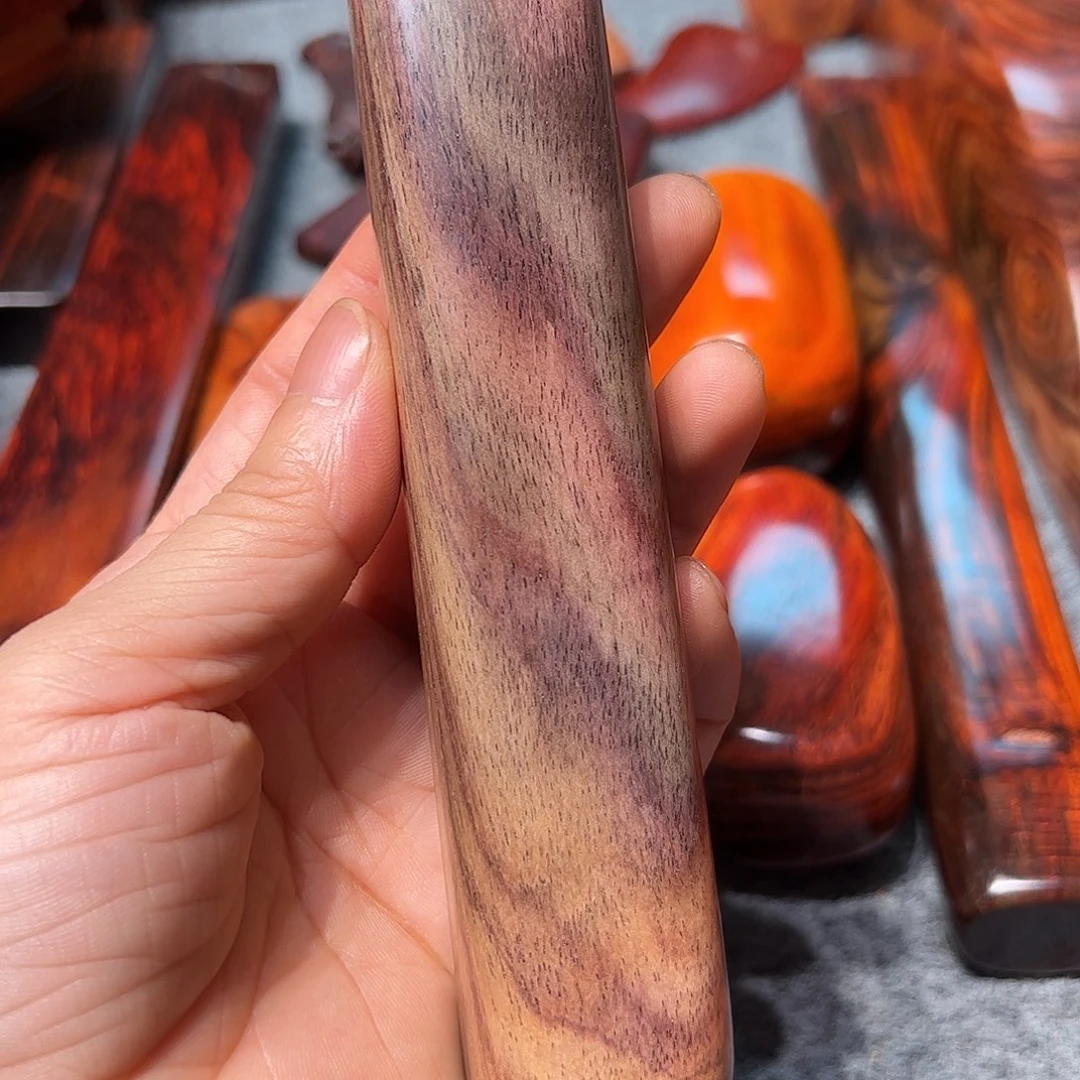 踏***梅交趾黄檀（大红酸枝）