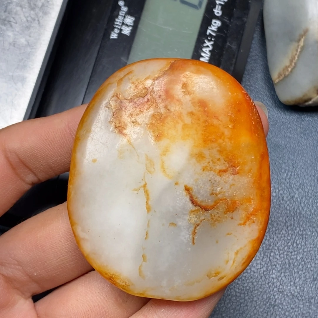 和田玉（糖玉）未镶嵌挂件