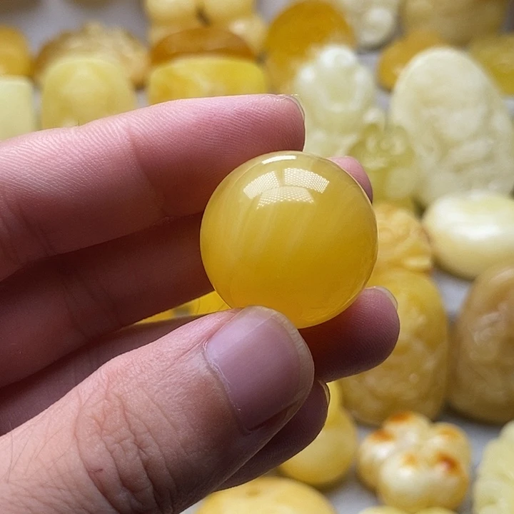 琥珀颈饰未镶嵌琥珀蜜蜡吊坠