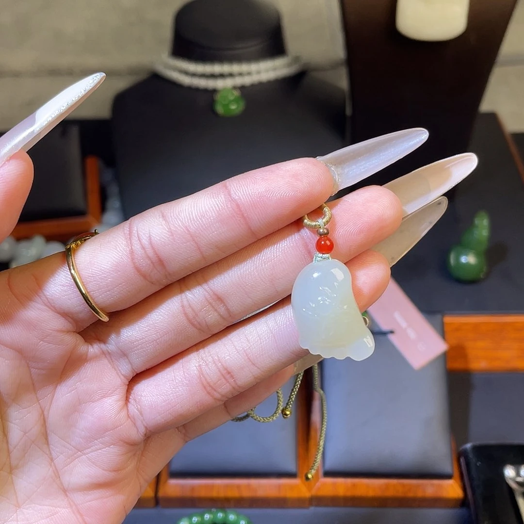未镶嵌和田玉（糖玉）车挂
