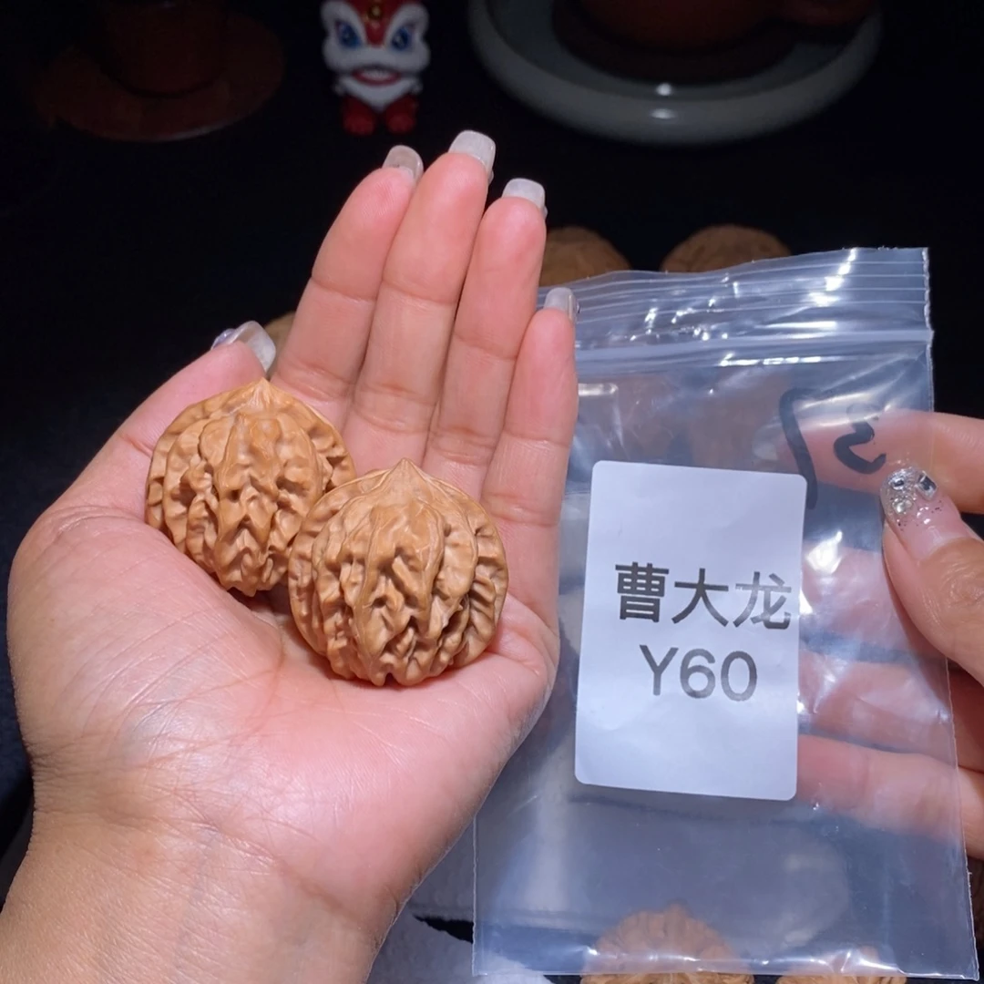 文玩核桃吊坠卤*腿曹大龙
