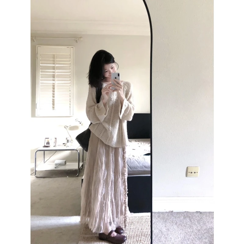 MARIE.COCO韩系温柔奶茶色系一整套慵懒风镂空毛衣女设计感半身裙