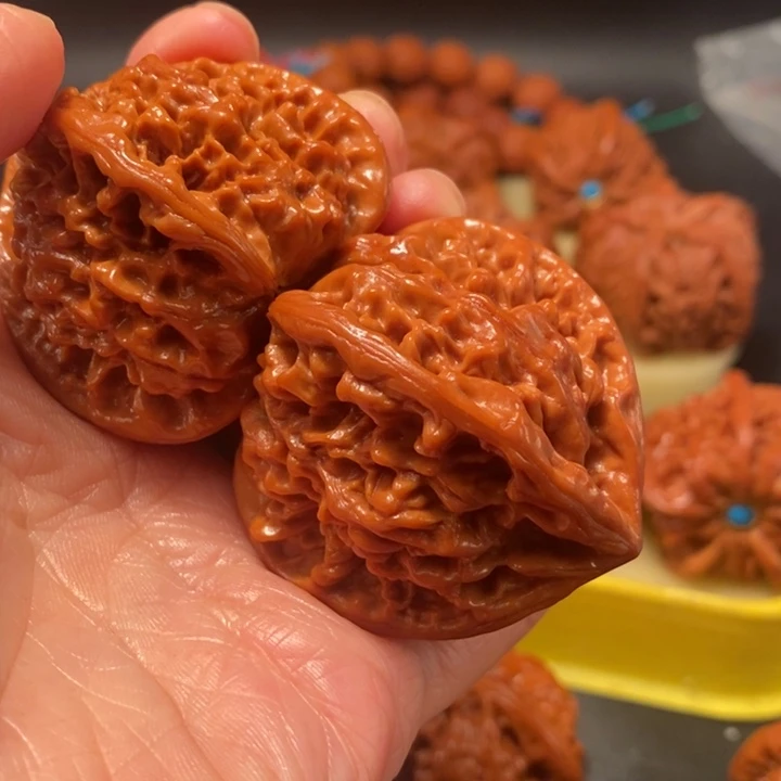 木***李吊坠猴头核桃工艺核桃