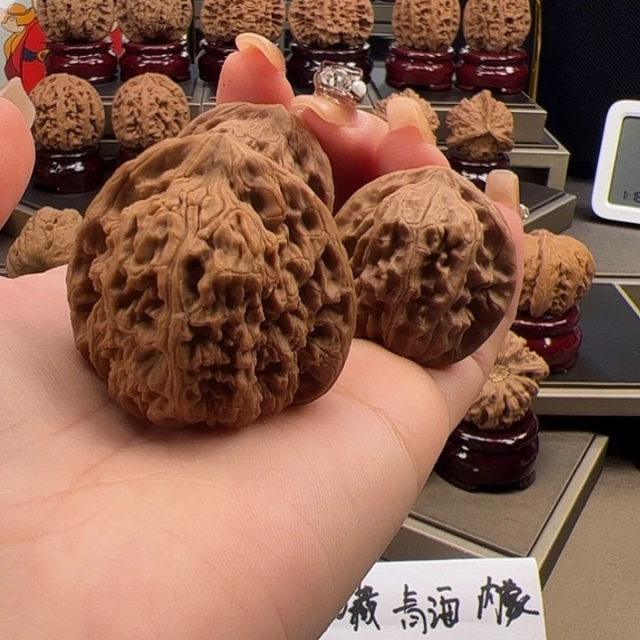 文玩核桃把件南疆石➕磐石q-039