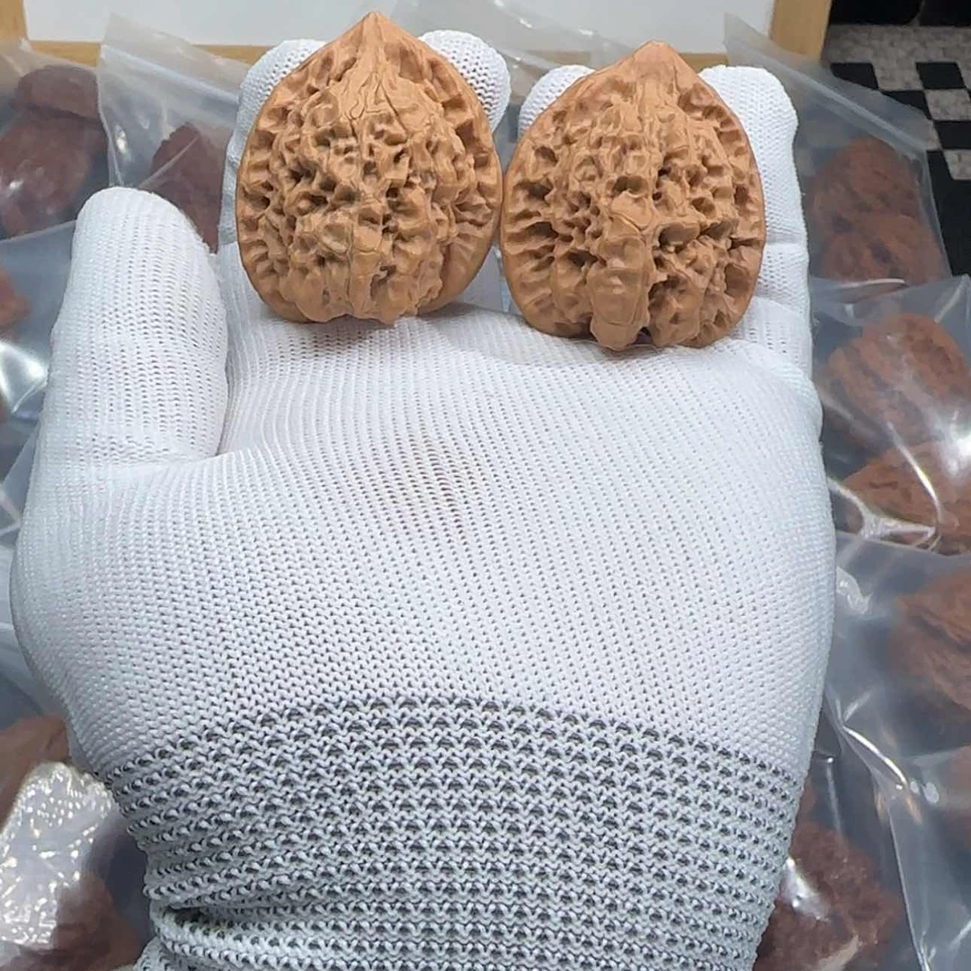 【闪购商品】文玩核桃把件官帽原生态