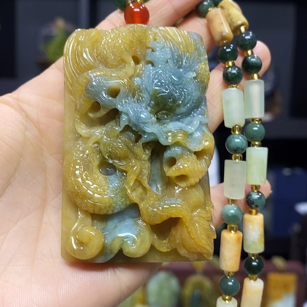 岫玉未镶嵌挂件吊坠