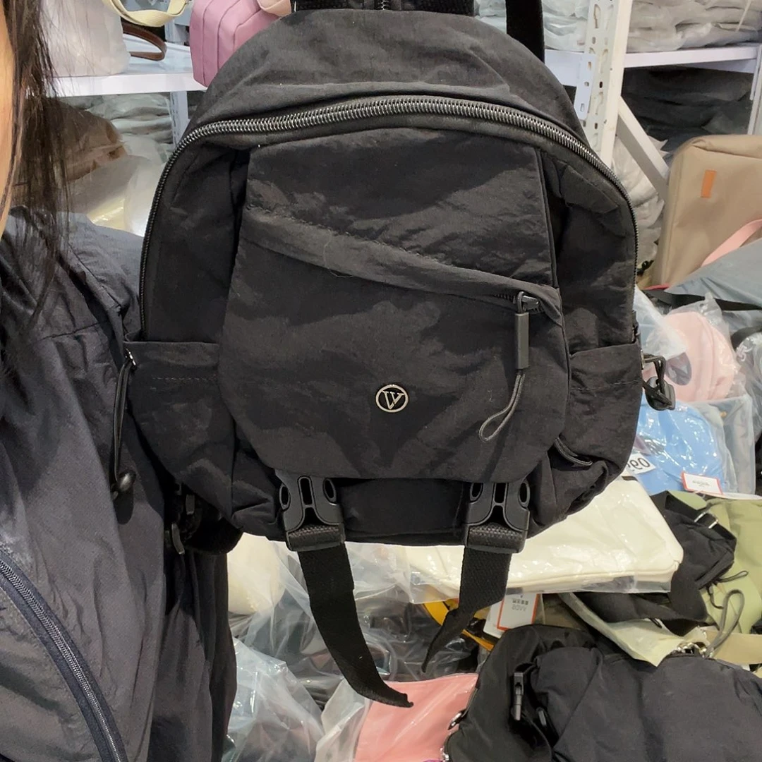 水牛剖层皮革PVC聚酯纤维