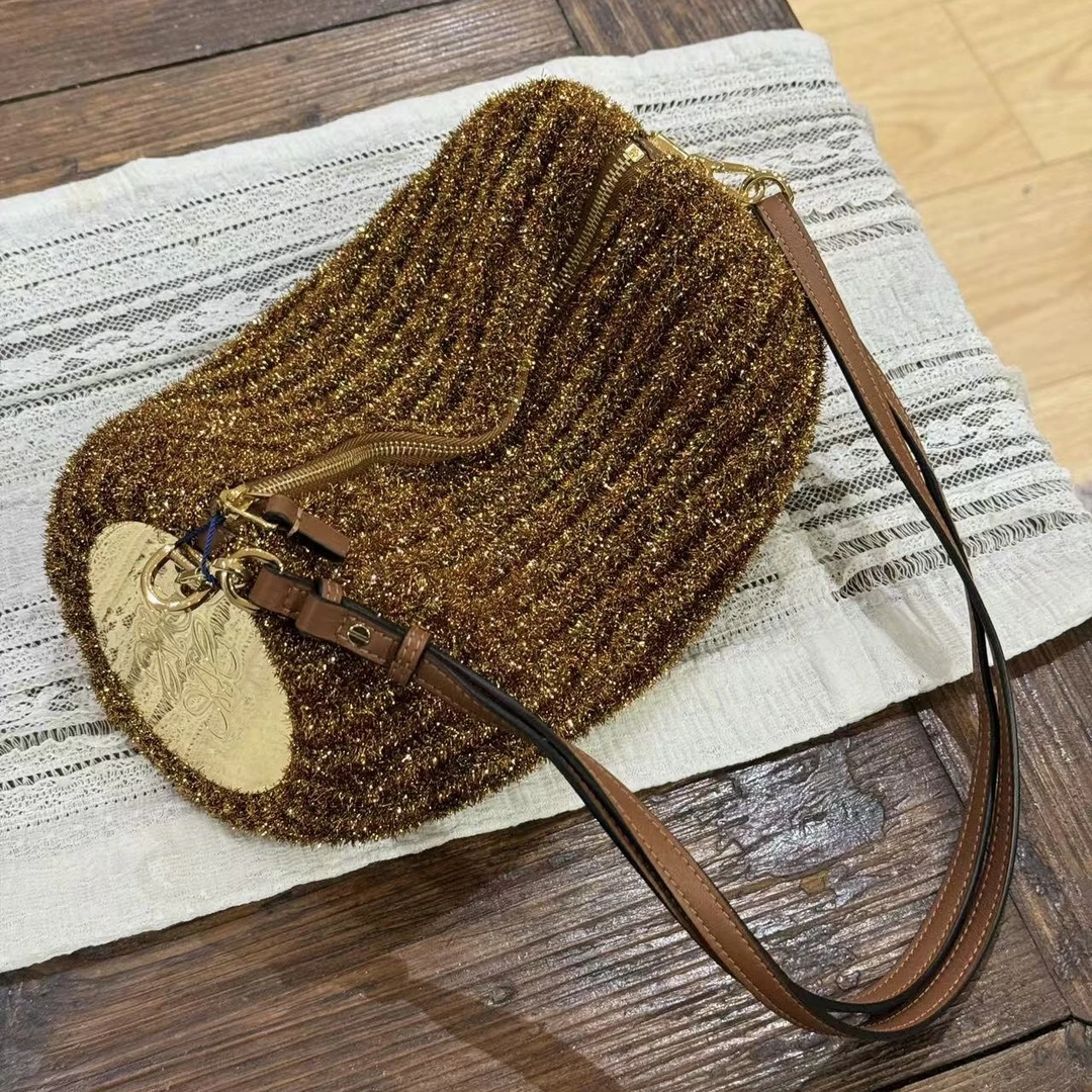 95新 LOEWE/罗意威 chillvTg /手环包