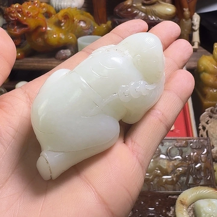 陆***哥和田玉未镶嵌挂件