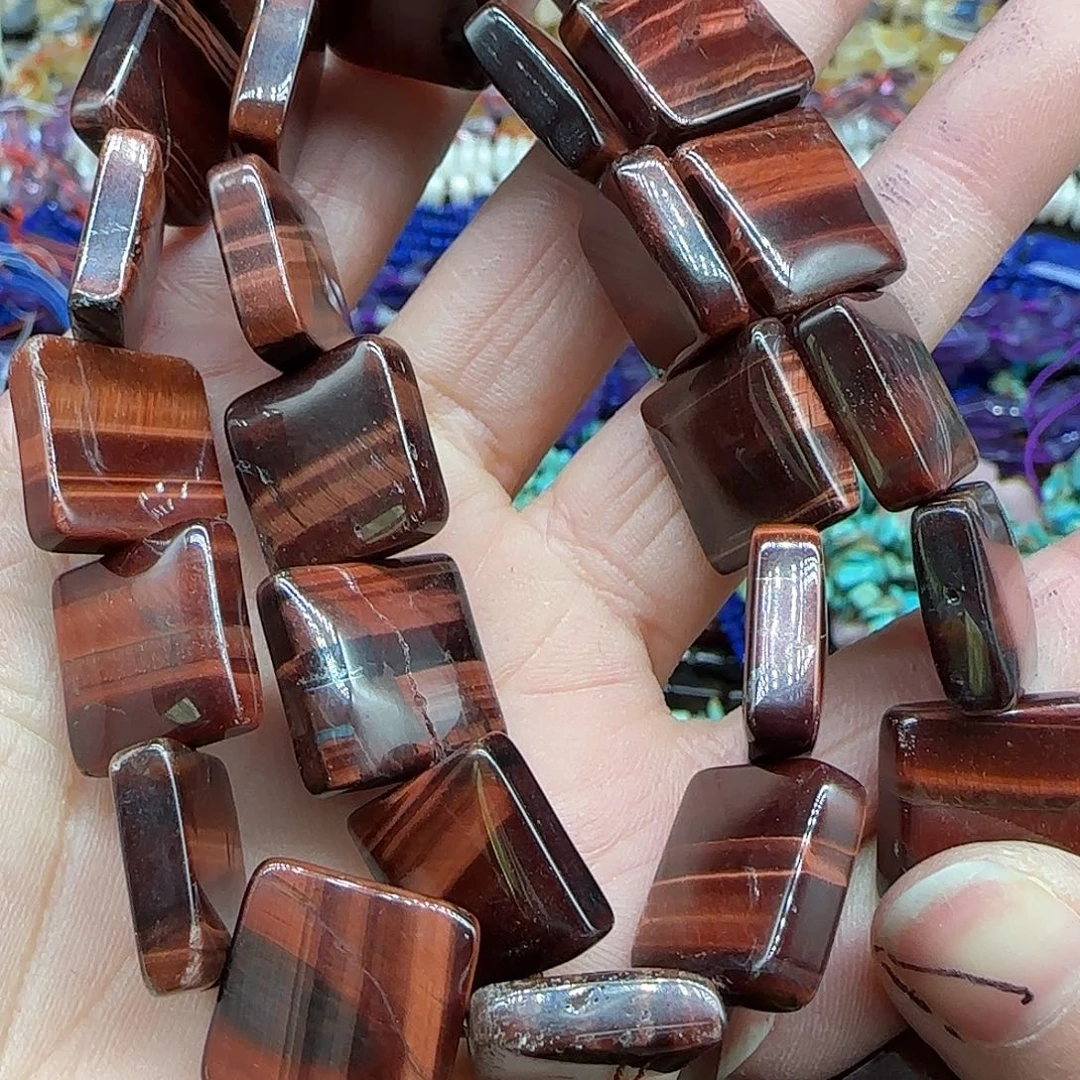 玛瑙/玉髓珠宝半成品合金红虎眼15mm方块一条