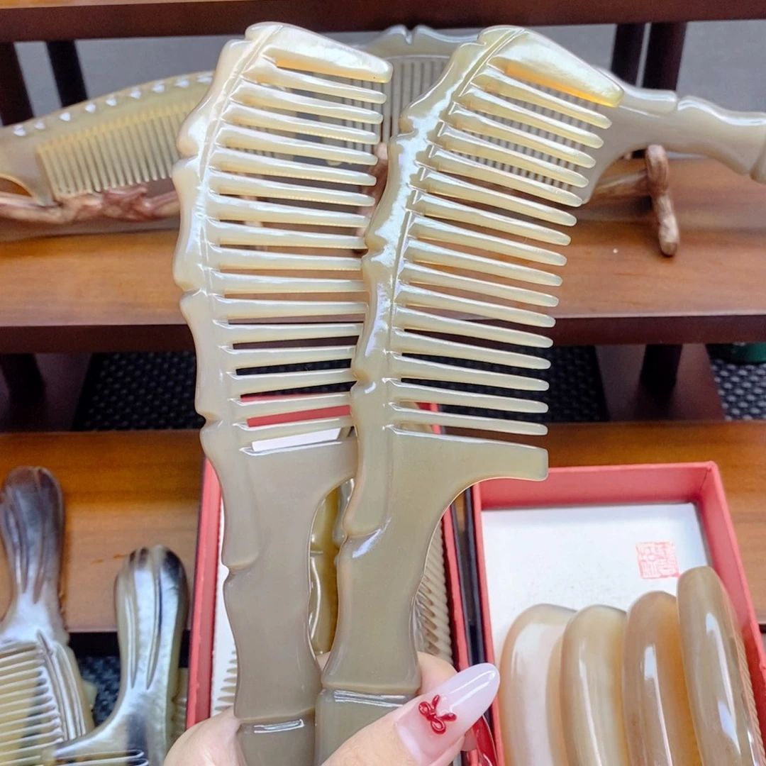 纯手工制作纯牛角梳子