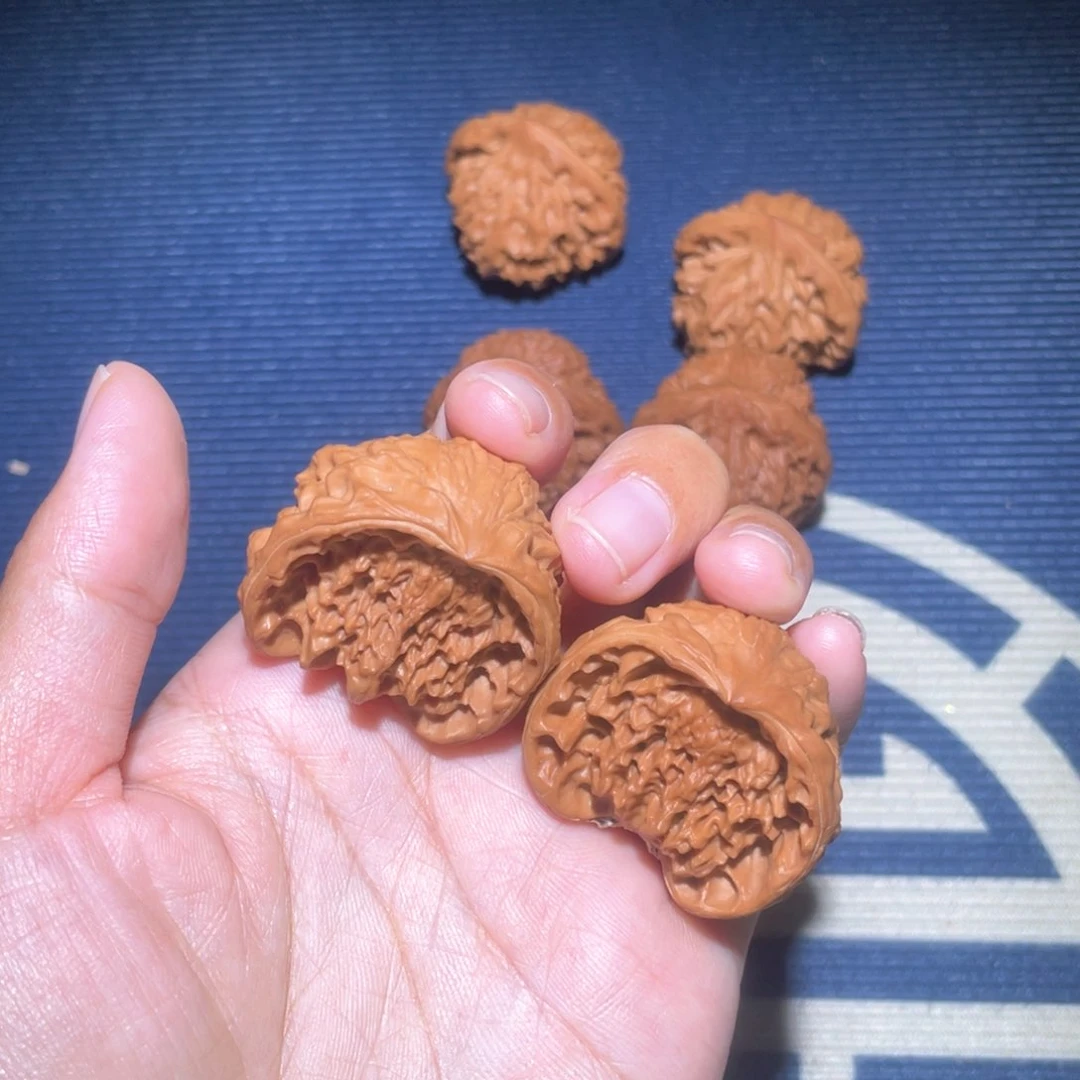 文玩核桃吊坠精对蛇头36