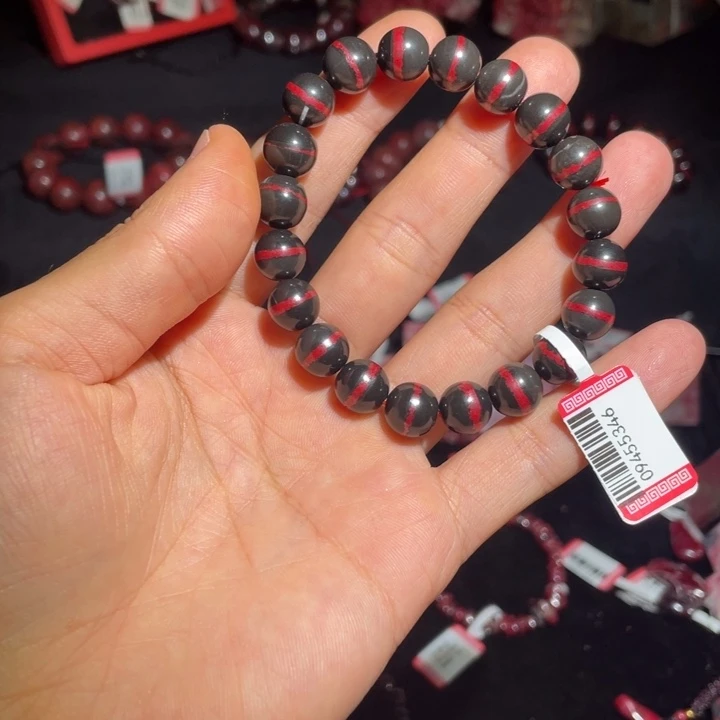 天然辰砂朱砂原石一线天