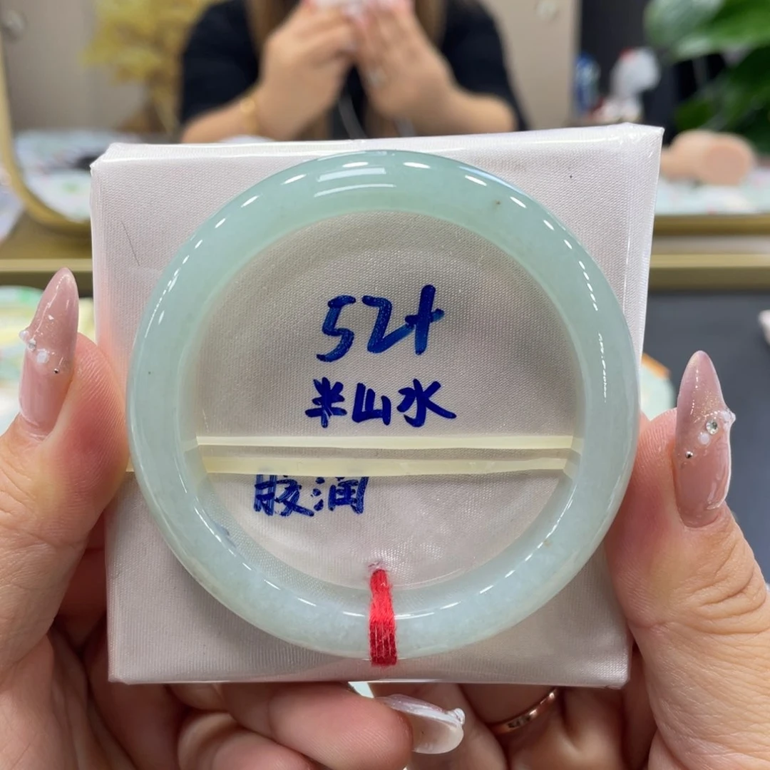 未镶嵌手镯翡翠翡翠